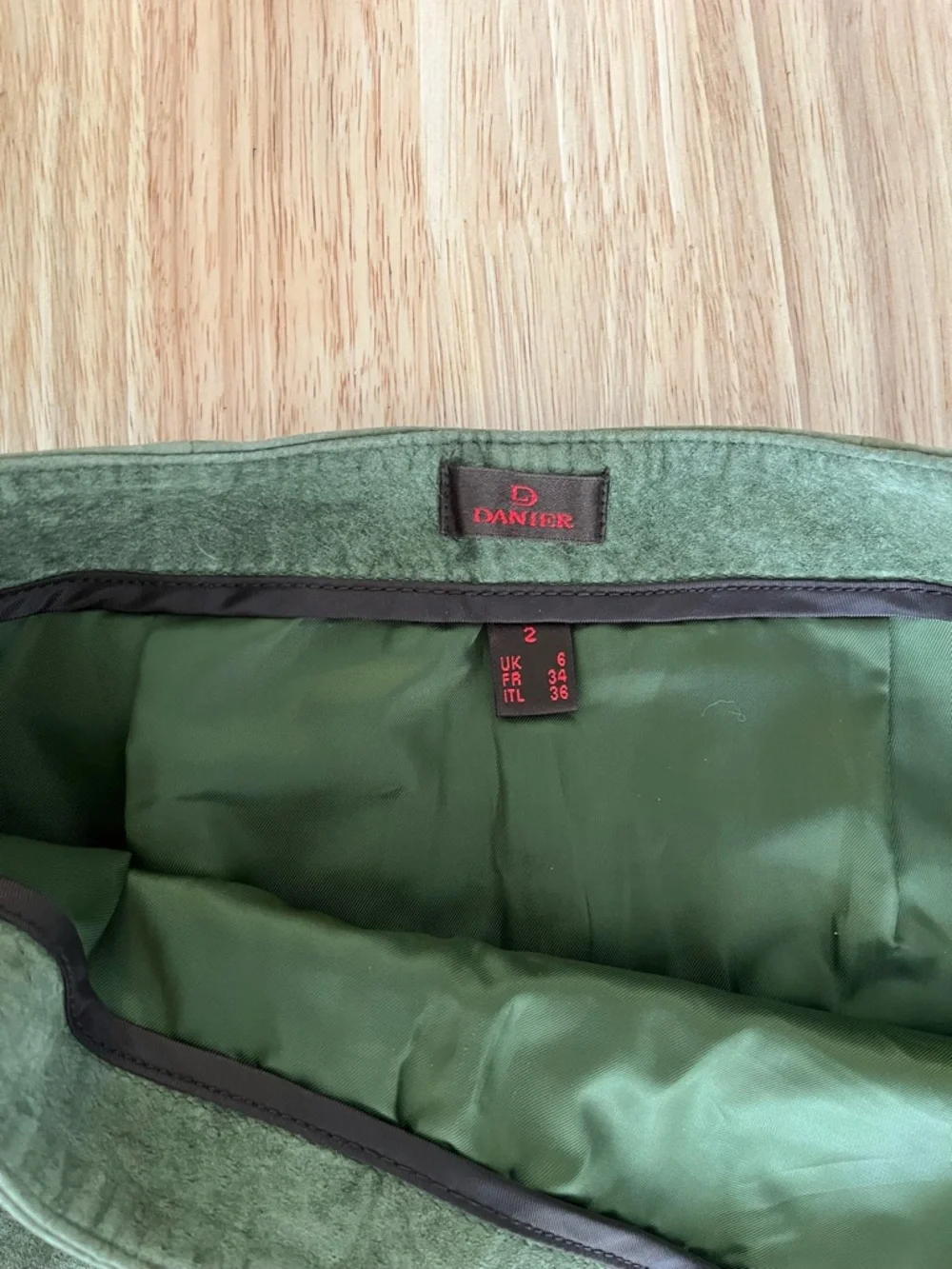 Vintage Danier Olive Suede Flared Midi Skirt - Picture 4 of 7